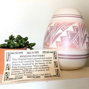 Hand Painted Hozoni Native American Vase